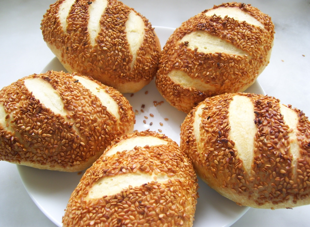 MAYASIZ KAŞARLI POĞAÇA