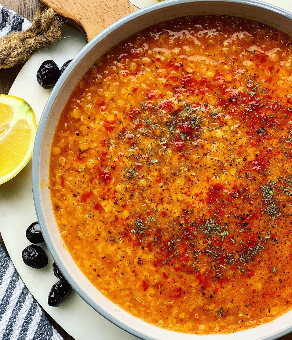 TAM ÖLÇÜLÜ EZOGELİN ÇORBASI