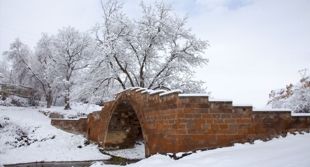 selçuklu mezarlığı