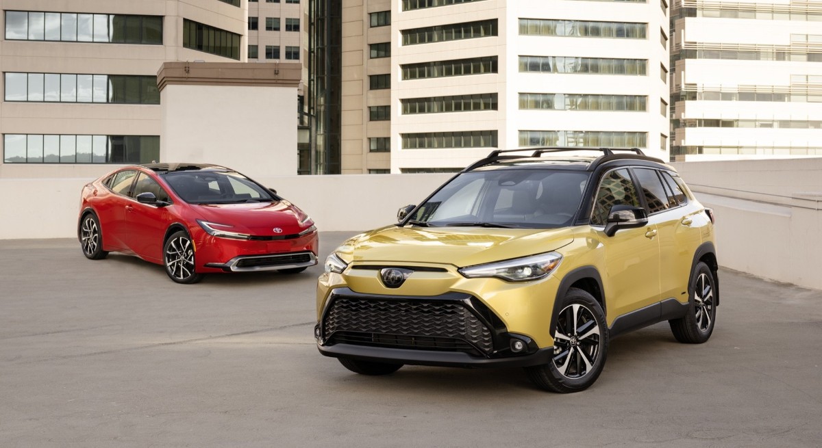 toyota yaris corolla