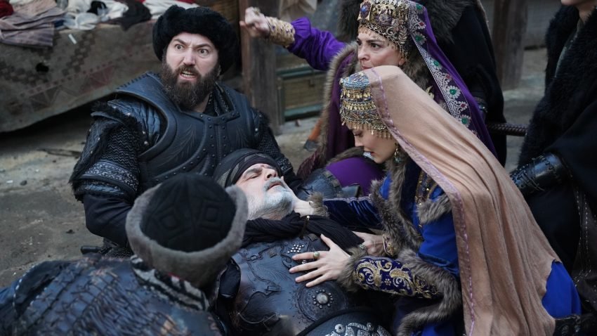 Kuruluş Osman dizisinde 2 karakter diziden ayrılıyor!