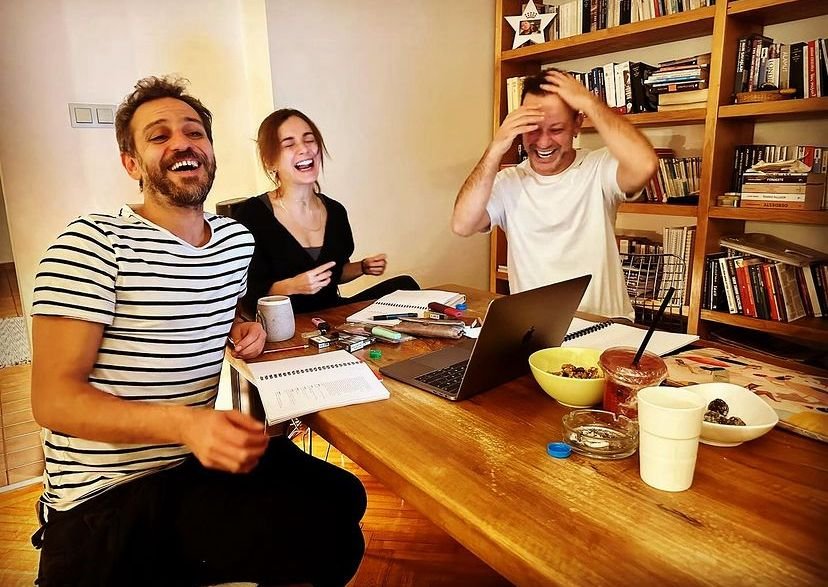 Çukur'un yıldızları Erkan Kolçak Köstendil, Damla Sönmez ve Rıza Kocaoğlu’ndan sürpriz proje: Tezgah