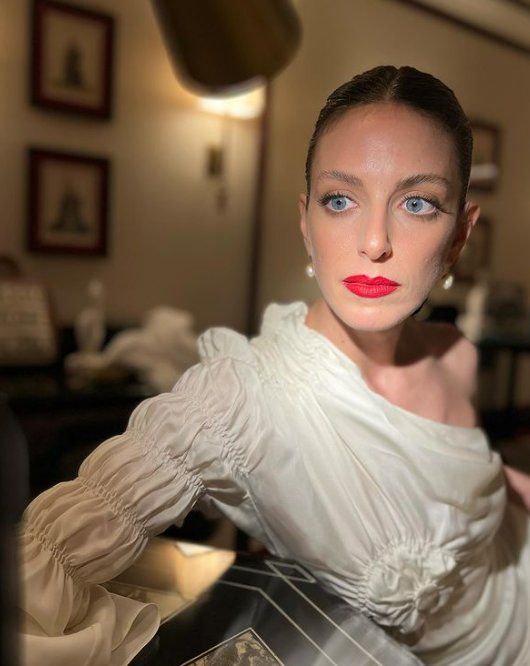 Aile Albümü dizisinde son dakika değişikliği! Yeni senarist ve oyuncu kim?