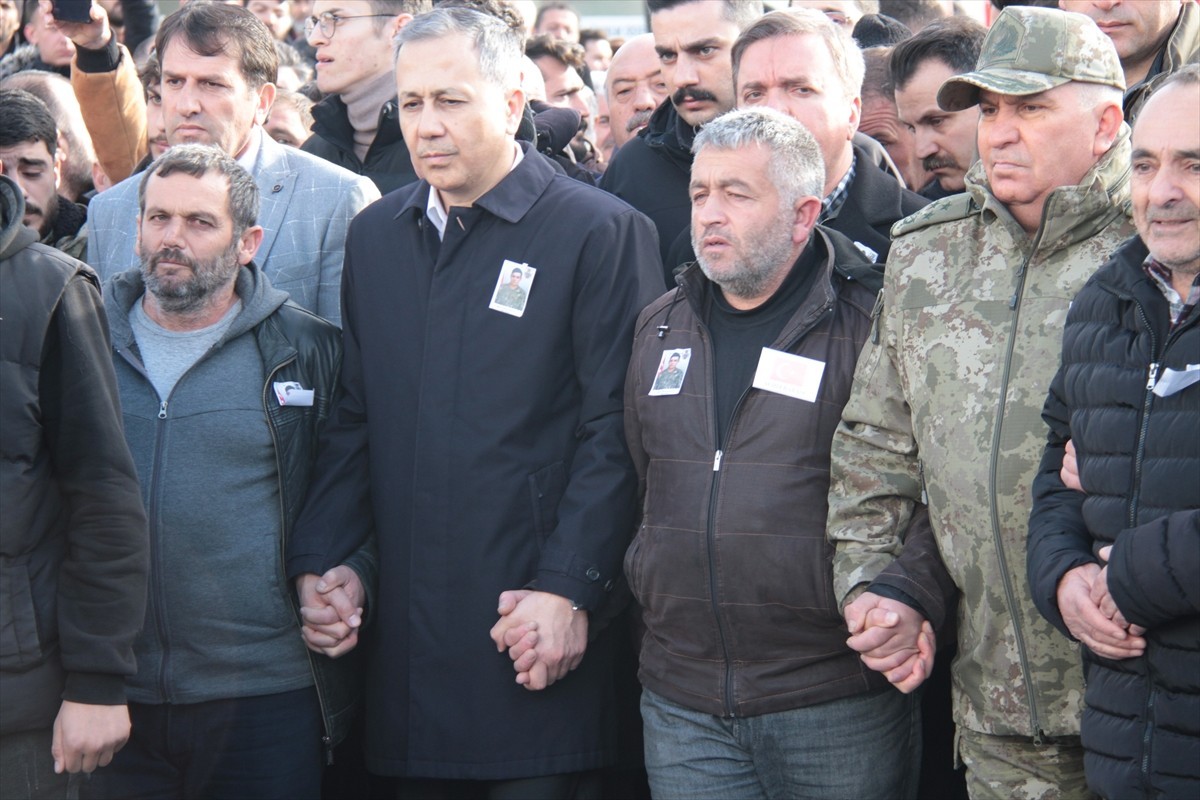 pençe kilit oeprasyonu