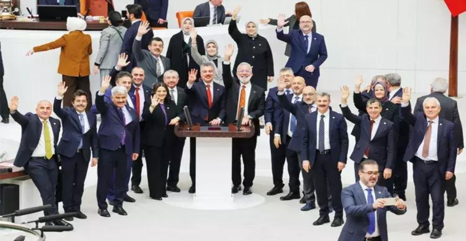 8.YARGI PAKETİ FOTOĞRAF