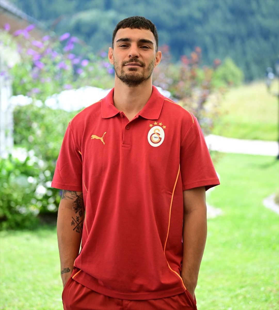 2024 Avrupa Futbol Şampiyonası'nda (EURO 2024) A Milli Takım formasıyla mücadele eden...