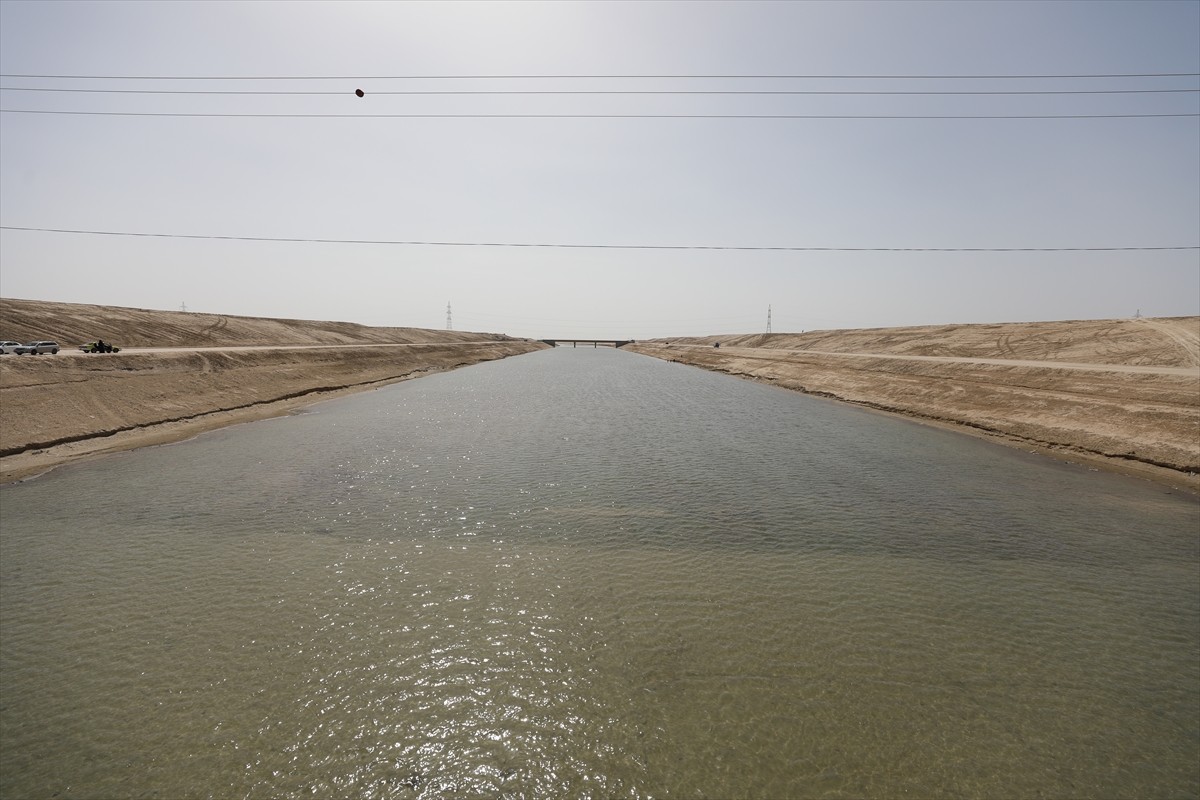 Afganistan'ın kuzeyine su getirilerek geniş çorak alanları tarım arazisine dönüştürme hedefiyle...
