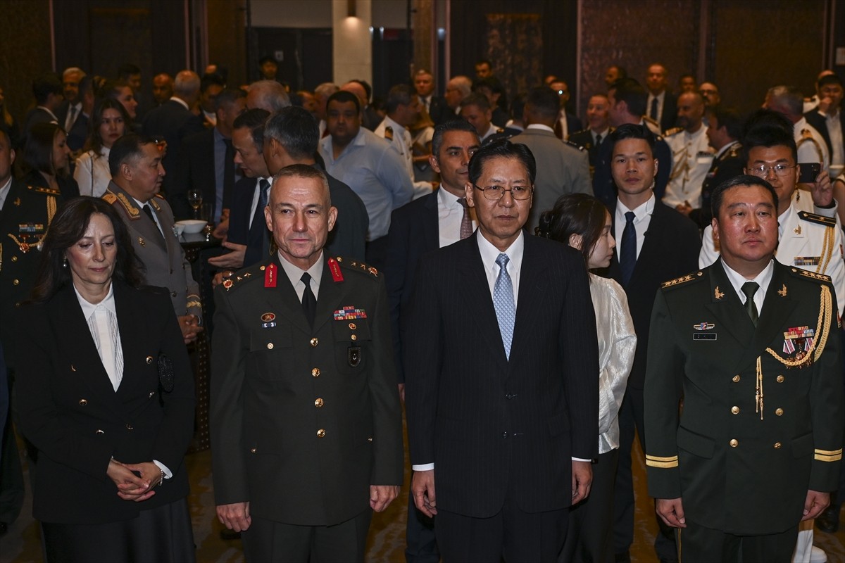 Çin'in Ankara Büyükelçiliği, Çin Halk Kurtuluş Ordusunun 97'nci kuruluş yıl dönümünü başkentte bir...