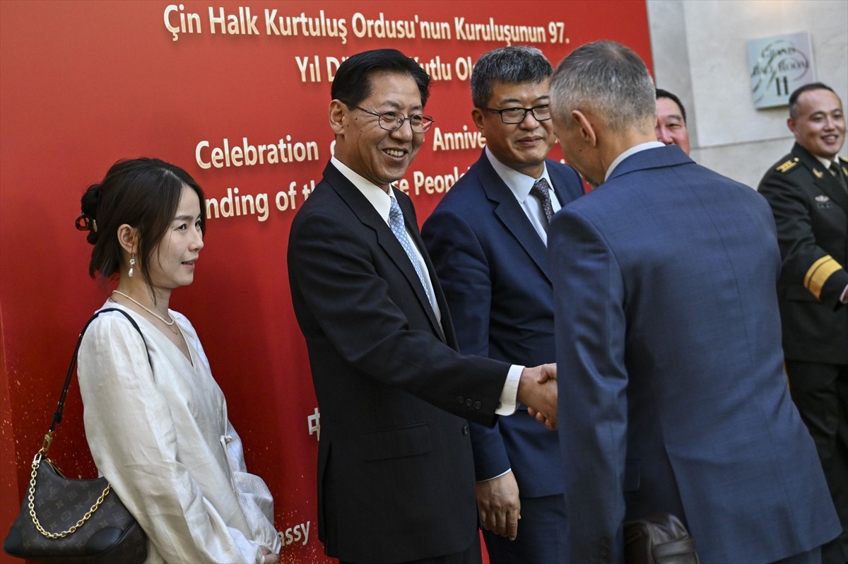 Çin'in Ankara Büyükelçiliği, Çin Halk Kurtuluş Ordusunun 97'nci kuruluş yıl dönümünü başkentte bir...