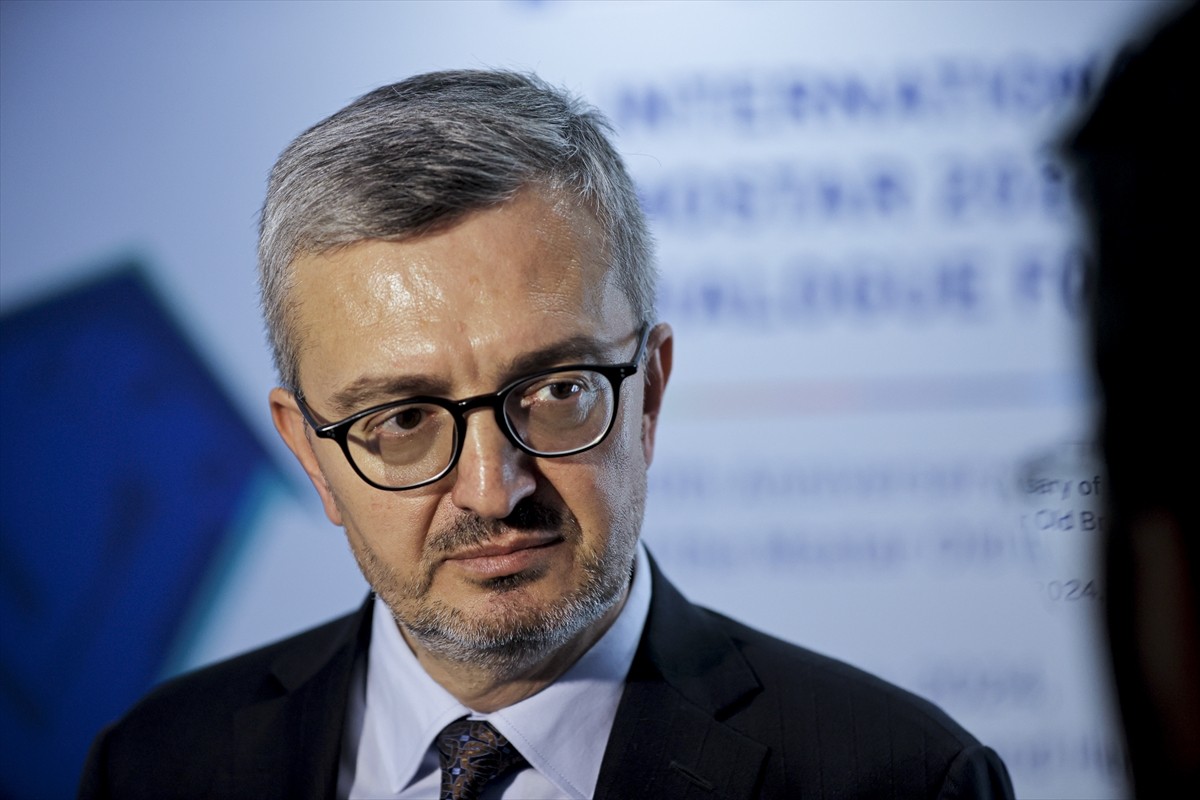 Dışişleri Bakan Yardımcısı Burhanettin Duran, Mostar Köprüsü'nün yeniden inşasının 20'nci yılı...