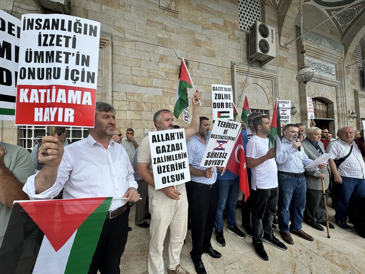 Düzce'de İsrail Başbakanı Binyamin Netanyahu'nun ABD Kongresi'ndeki konuşmasına tepki gösterildi....