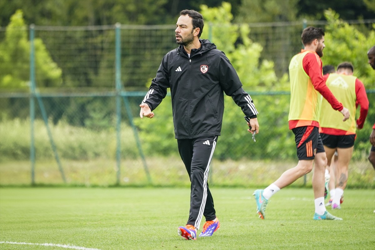 Düzce'de kamp yapan Trendyol Süper Lig ekibi Gaziantep FK, sezon hazırlıklarına yaptığı idmanla...