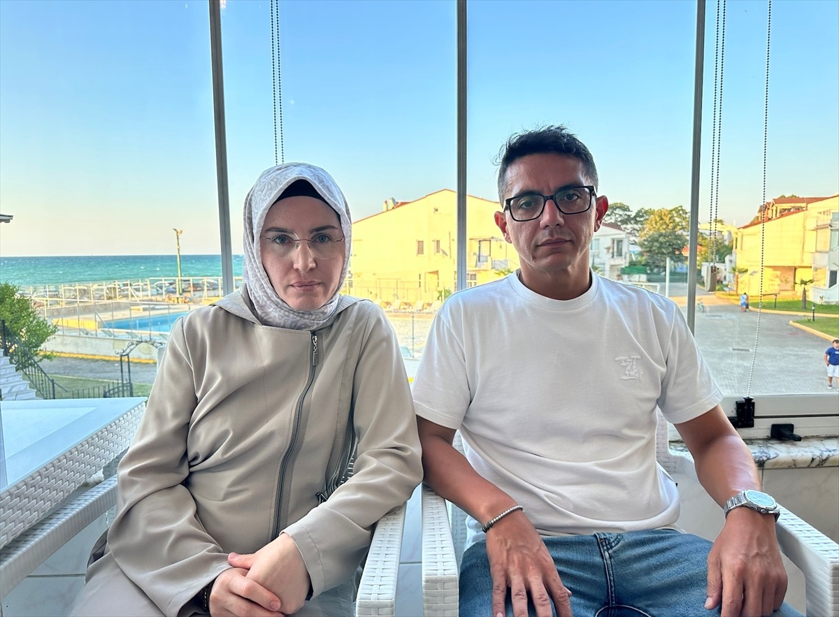 Düzce'nin Akçakoca ilçesinde site sakini kadının haşema giydiği gerekçesiyle havuza alınmamasına...