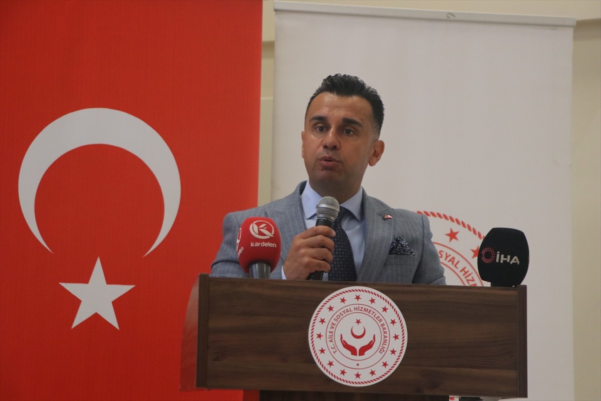 Erzurum Aile ve Sosyal Hizmetler İl Müdürü Hasan Aykut, haziran ayı itibariyle engelli evde bakım...