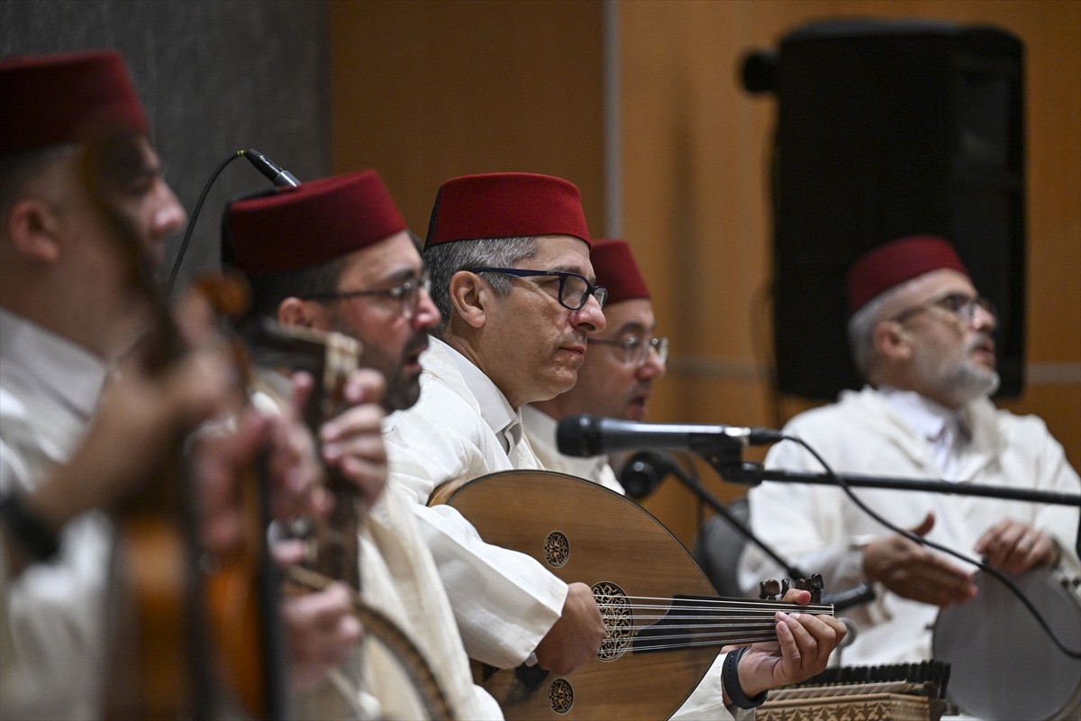 Fas'ın Ankara Büyükelçiliği tarafından "Kral 6. Muhammed'in tahta çıkışının 25. yıl dönümü"nü...