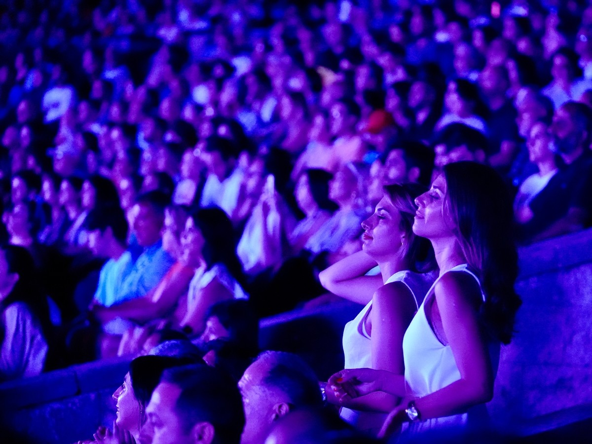 Grammy ödüllü müzik grubu Gipsy Kings, Türkiye turnesi kapsamında Harbiye Cemil Topuzlu Açıkhava...