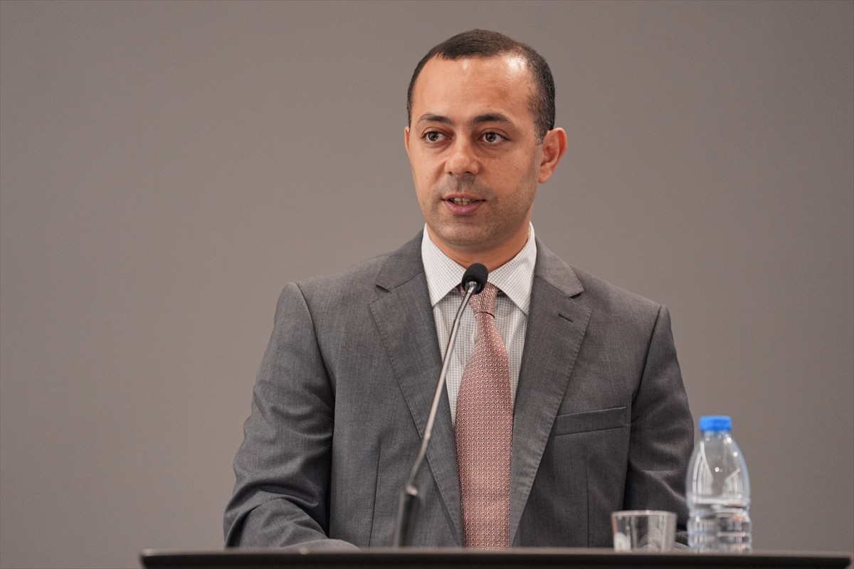 İbn Haldun Üniversitesi (İHÜ) Haydar Aliyev Avrasya Çalışmaları Merkezince hayata geçirilen...