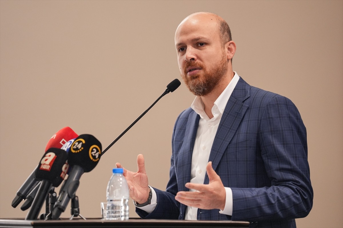 İbn Haldun Üniversitesi (İHÜ) Haydar Aliyev Avrasya Çalışmaları Merkezince hayata geçirilen...