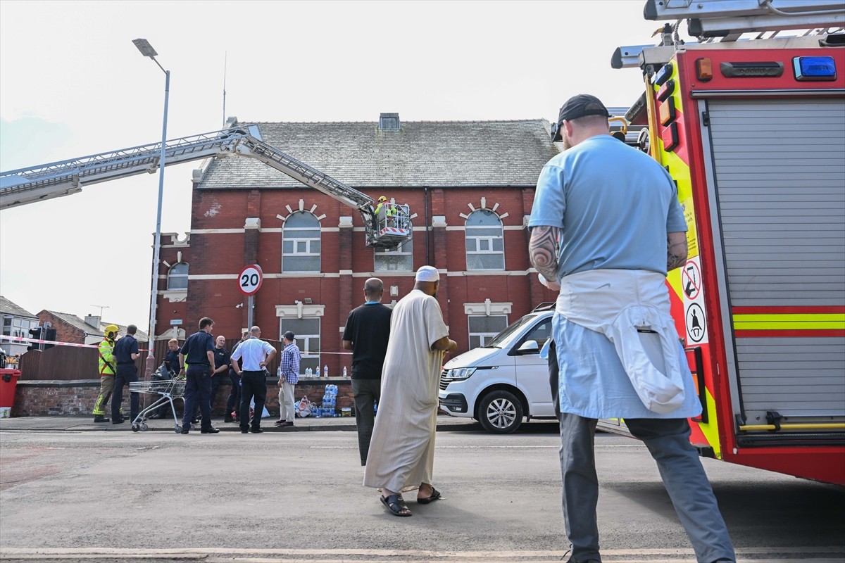 İngiltere'nin Southport kentinde 3 çocuğun öldürüldüğü, 8'i çocuk 10 kişinin yaralandığı bıçaklı...