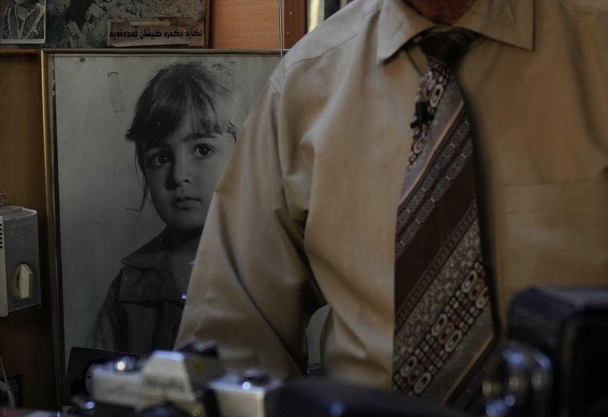 Irak’ın Süleymaniye kentinde yaşayan 84 yaşındaki Muhammed Emin Kadir, ilerleyen yaşına rağmen...