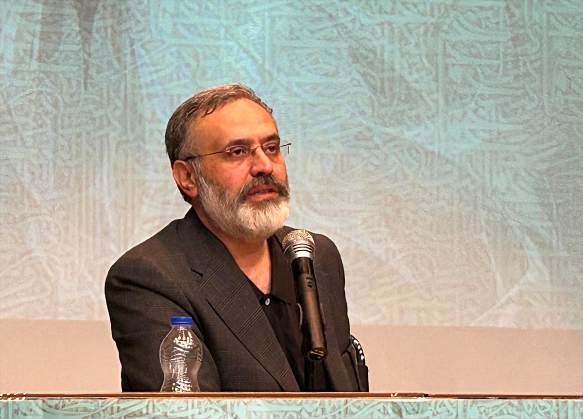 İran'da ABD'nin tek taraflı yaptırımları nedeniyle ihtiyaç duyulan özel yara örtülerine erişemeyen...