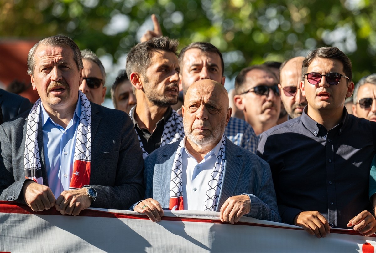 İran'ın başkenti Tahran'da suikasta uğrayan Hamas Siyasi Büro Başkanı İsmail Heniyye için...