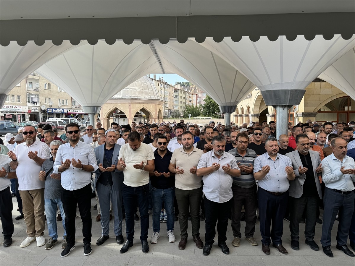  İran'ın başkenti Tahran'da suikasta uğrayan Hamas Siyasi Büro Başkanı İsmail Heniyye için...