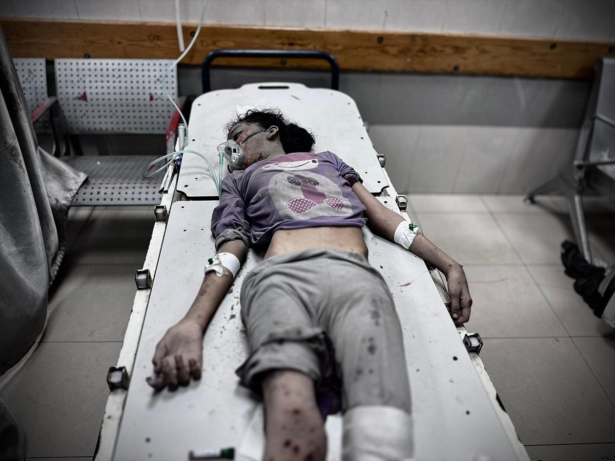 İsrail'in abluka altındaki Gazze Şeridi'ne yönelik saldırıları 290 gündür aralıksız devam ediyor....