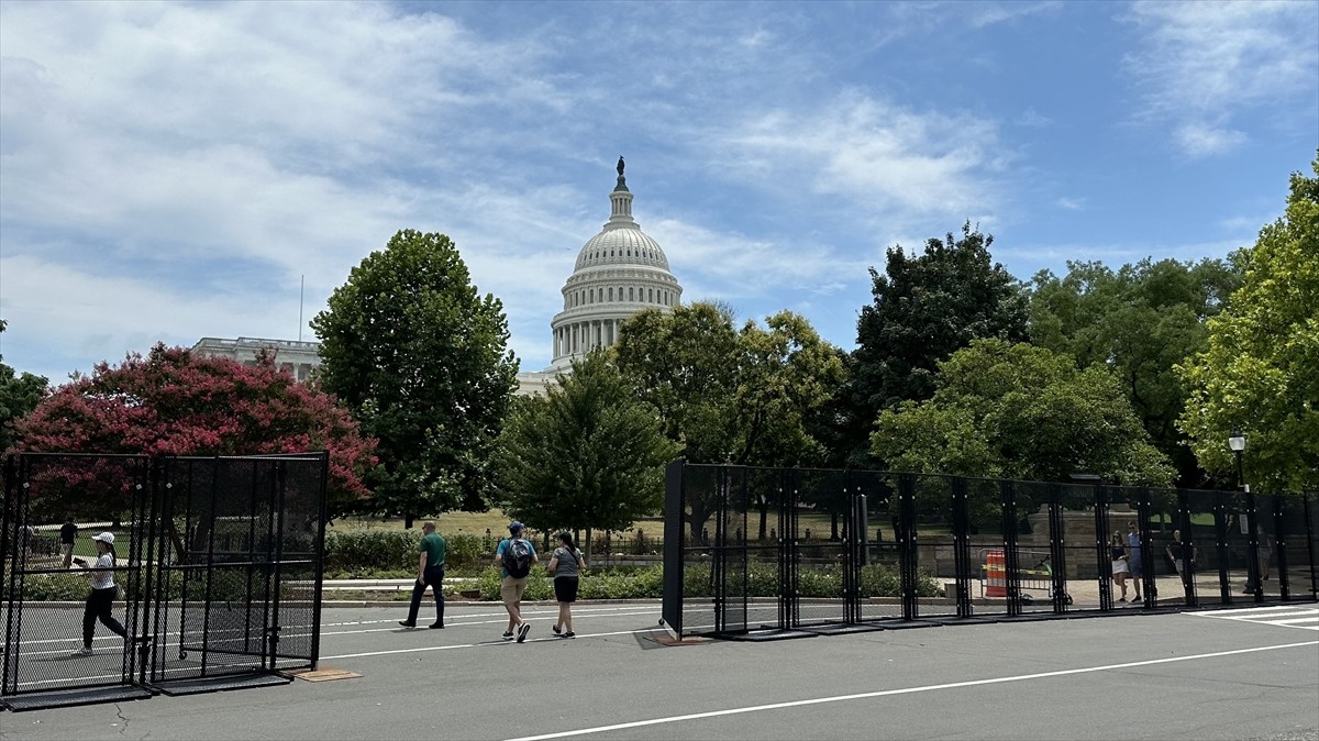 İsrail Başbakanı Binyamin Netanyahu'yu yarınki ortak oturumda ağırlamaya hazırlanan ABD Kongre...