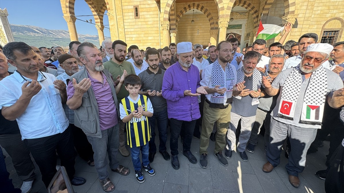 Kahramanmaraş'ta Hamas Siyasi Büro Başkanı İsmail Heniyye'nin İran'ın başkenti Tahran'da suikasta...