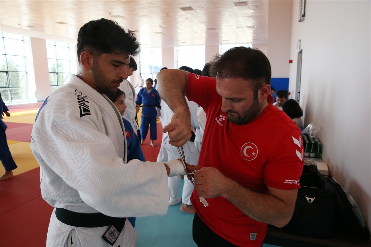 Kastamonu Olimpiyat Hazırlık ve Kamp Eğitim Merkezi'nde olimpiyatlara hazırlanan Türkiye Judo...