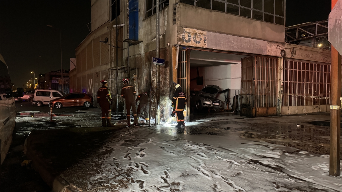 Kayseri'de bir iş yerinin yanında bulunan doğal gaz borusunun patlaması sonucu meydana gelen...