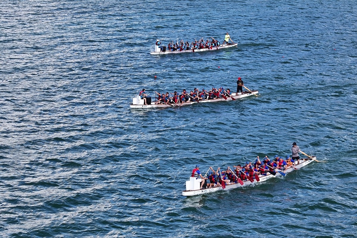 Kayseri'de Yamula Baraj Gölü'nde düzenlenen Dragon Festivali'nin ilk etabı tamamlandı. Kocasinan...