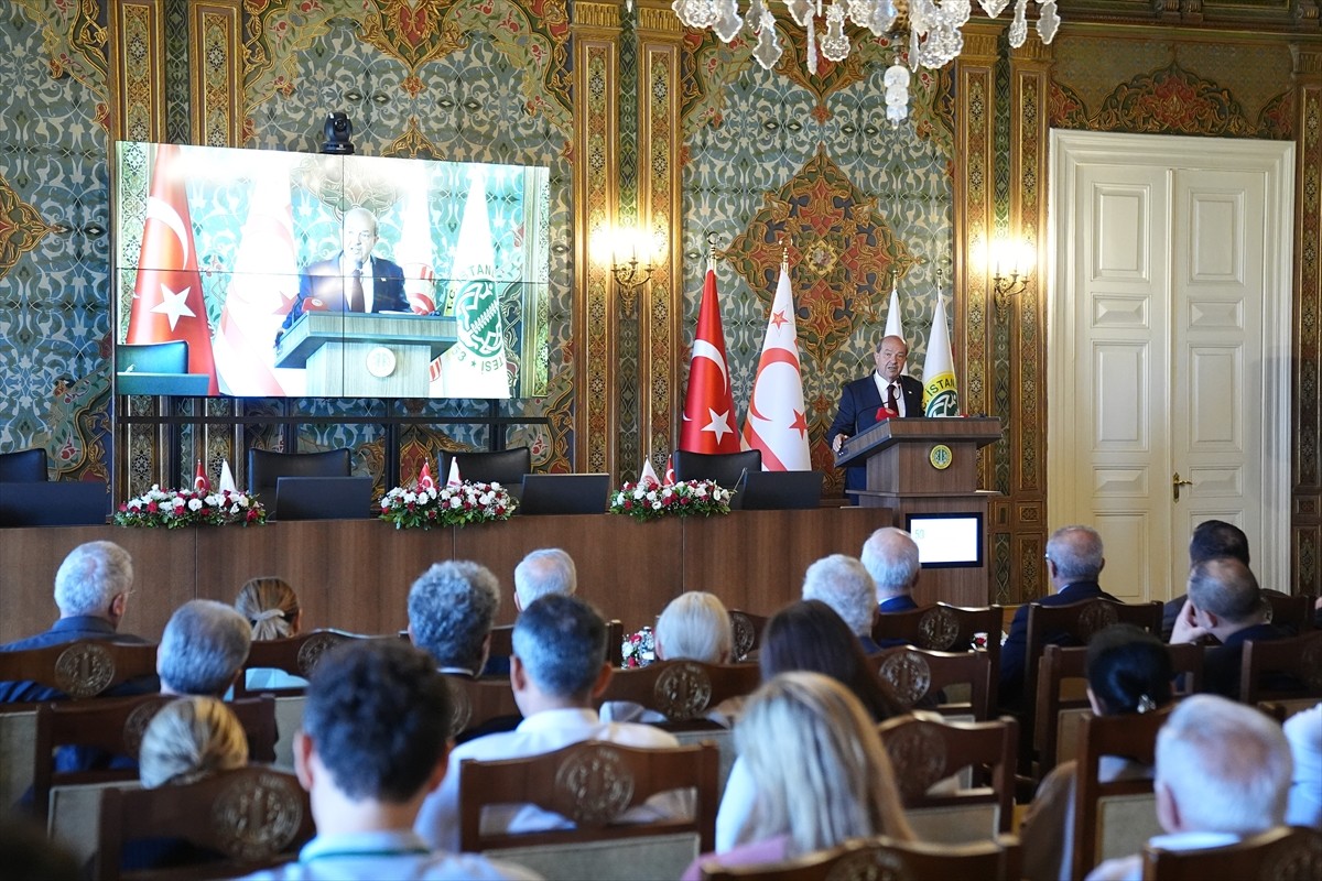 Kuzey Kıbrıs Türk Cumhuriyeti (KKTC) Cumhurbaşkanı Ersin Tatar,  İstanbul Üniversitesi'nde...