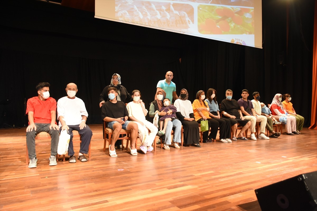 Malatya İnönü Üniversitenin ev sahipliğinde Alman Giesssen Üniversitesi işbirliğinde Turgut Özal...