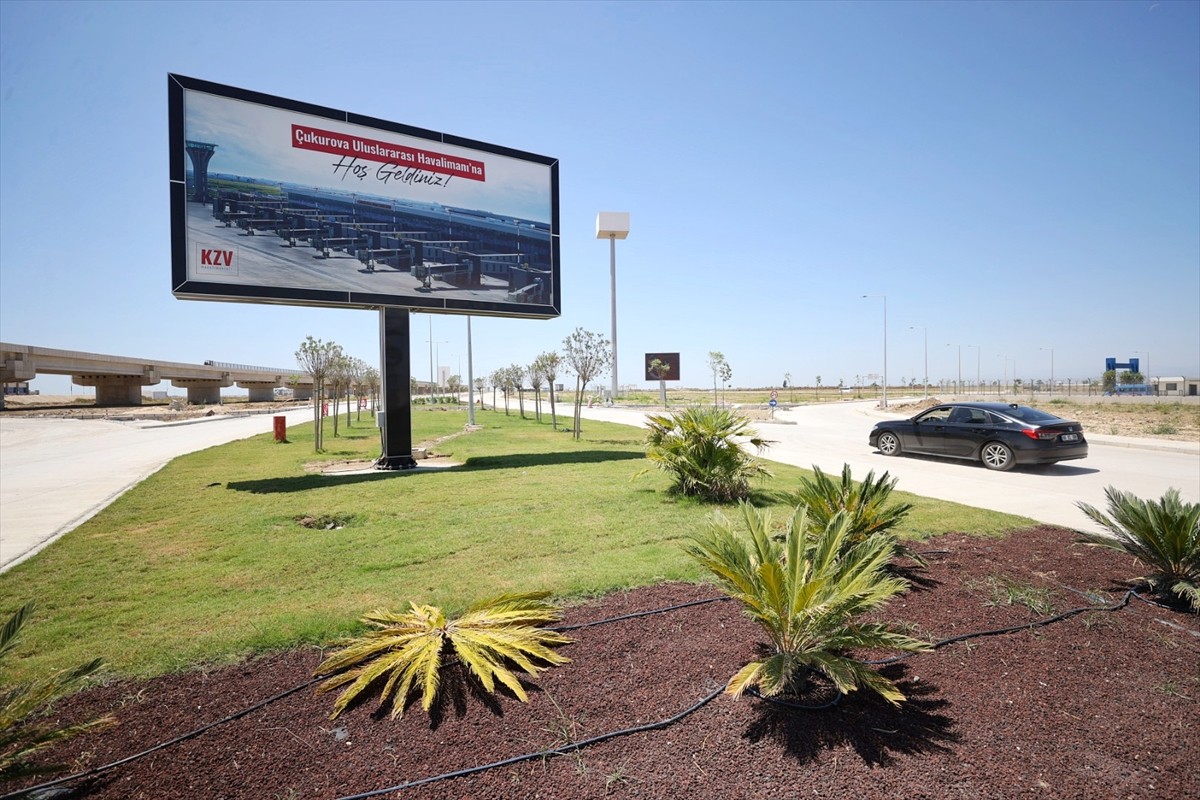 Mersin'de yapılan Çukurova Uluslararası Havalimanı'nın resmi açılışının, 10 Ağustos'ta...