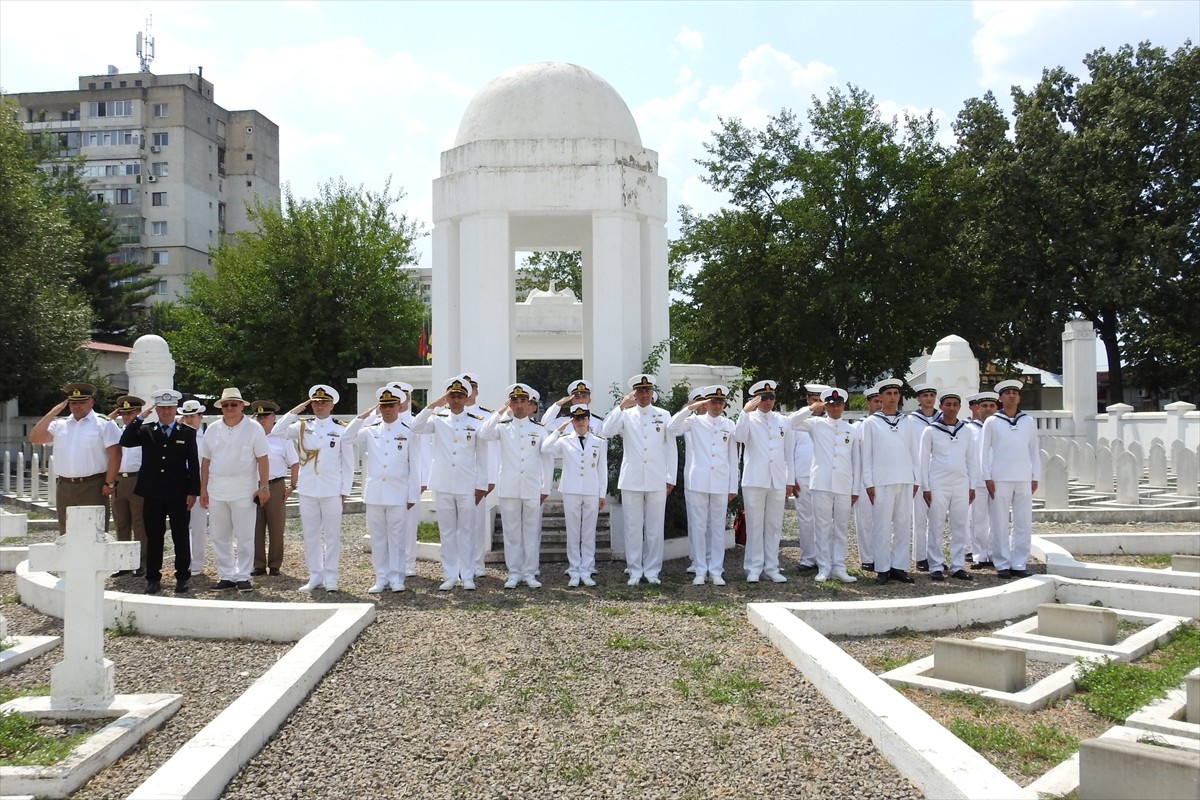 Milli Savunma Bakanlığı (MSB), Mayın Karşı Tedbirleri Karadeniz Görev Grubu'ndaki personelin...