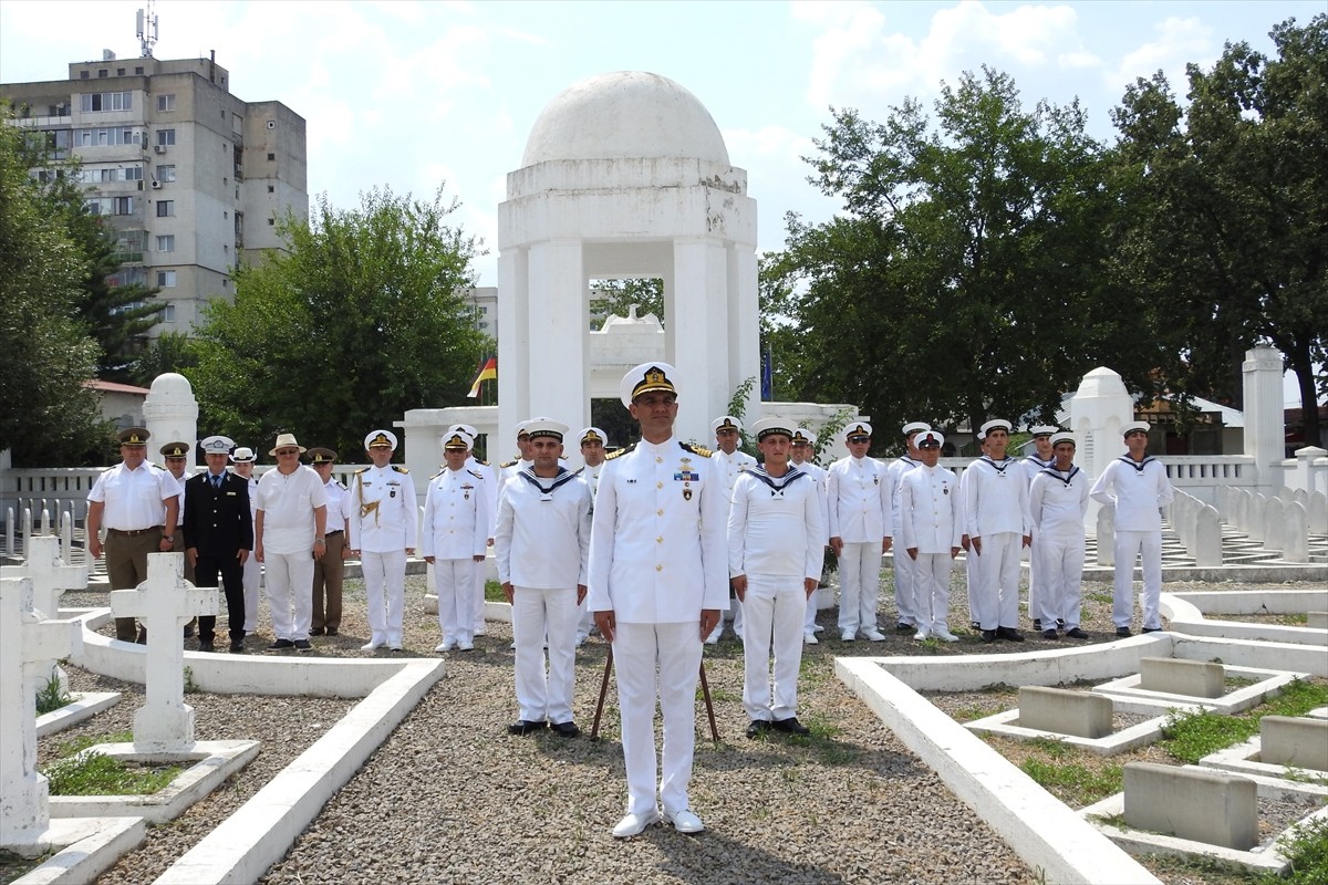 Milli Savunma Bakanlığı (MSB), Mayın Karşı Tedbirleri Karadeniz Görev Grubu'ndaki personelin...