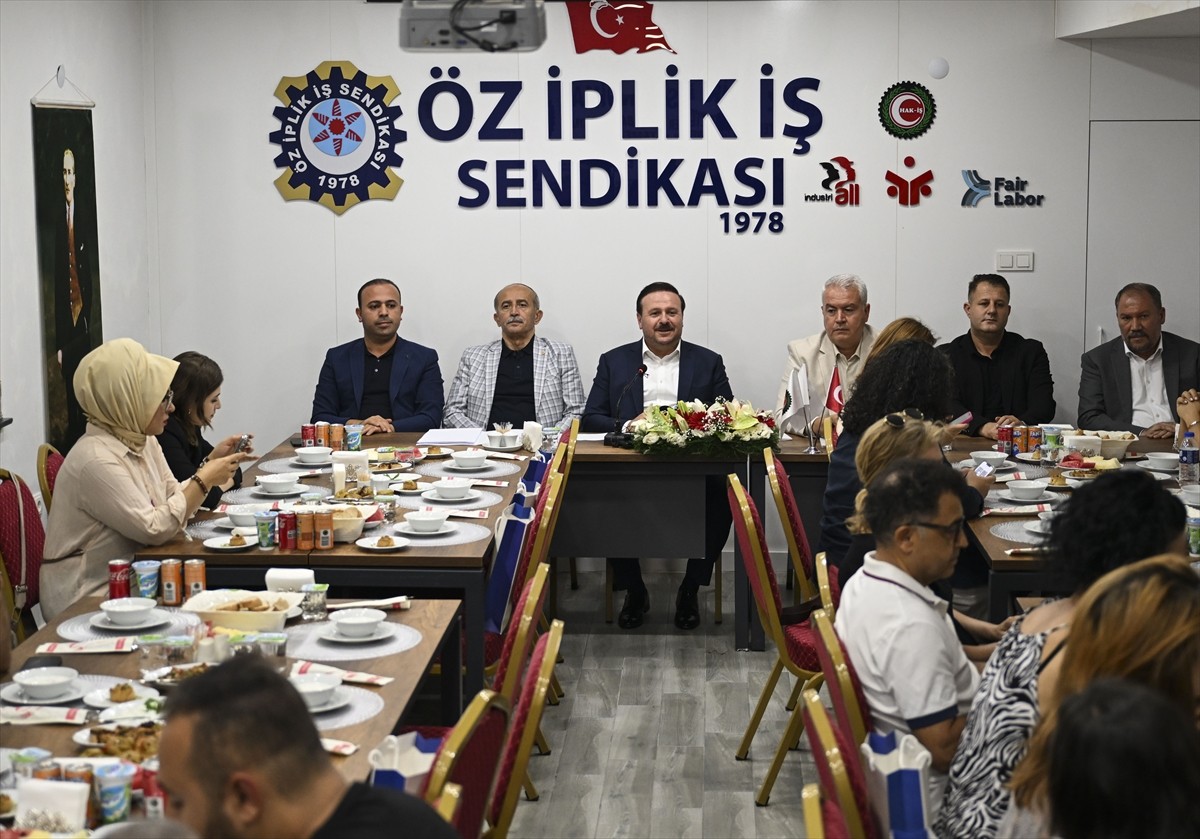 Öz-İplik İş Sendikası Genel Başkanı Rafi Ay, 24 Temmuz Gazeteciler ve Basın Bayramı dolayısıyla...