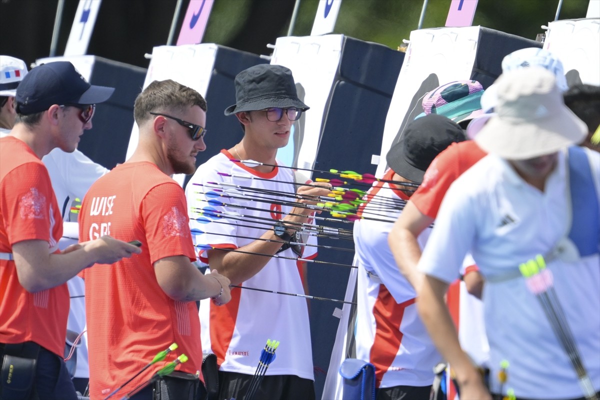 Paris 2024 Olimpiyat Oyunları'nın okçuluk branşında sıralama atışları sona erdi. Fransa'nın...