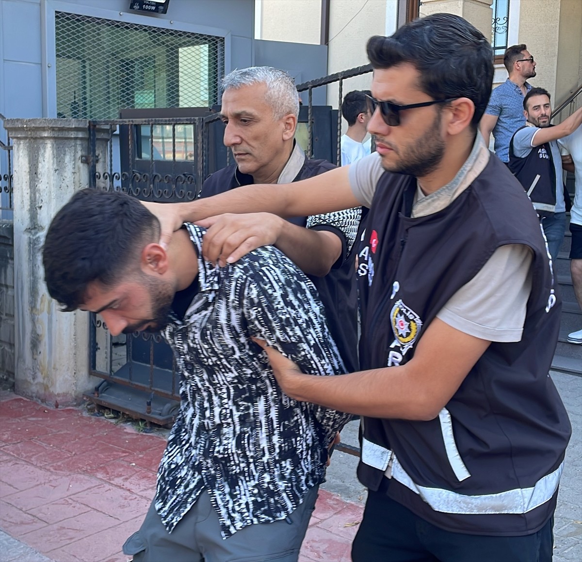 Sakarya'da eski Ferizli Belediye Başkanı Ahmet Soğuk'un uğradığı silahlı saldırıda yaşamını...