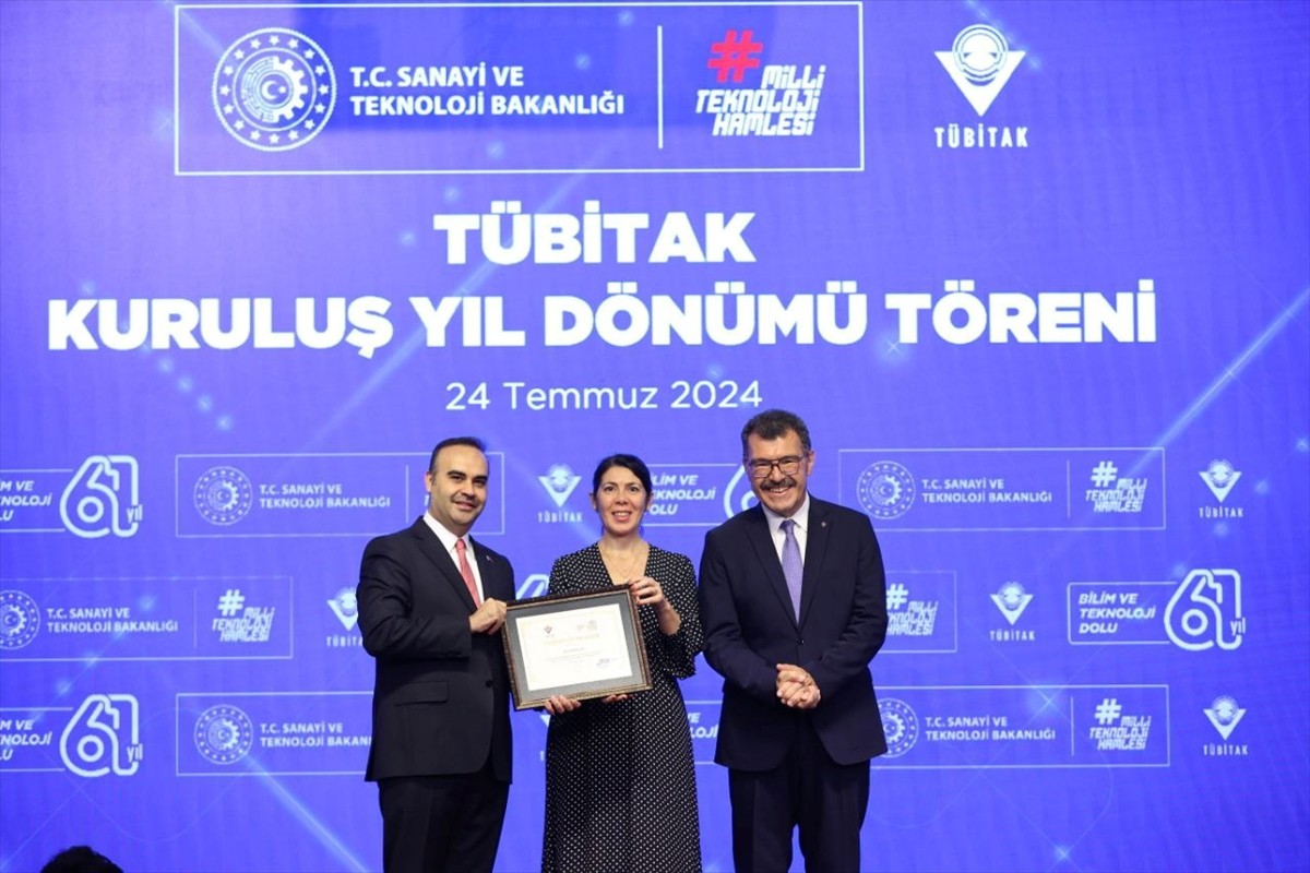 Sanayi ve Teknoloji Bakanı Mehmet Fatih Kacır, TÜBİTAK Başkanlık Binası Feza Gürsey Toplantı...