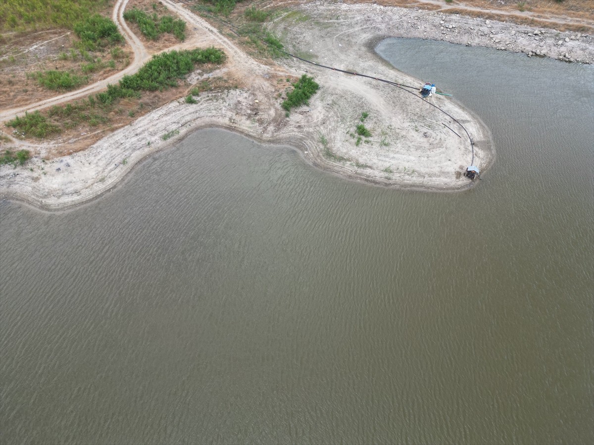 Tekirdağ'ın Marmaraereğlisi ilçesindeki sulama için kullanılan ve ilçedeki bazı mahallere içme...