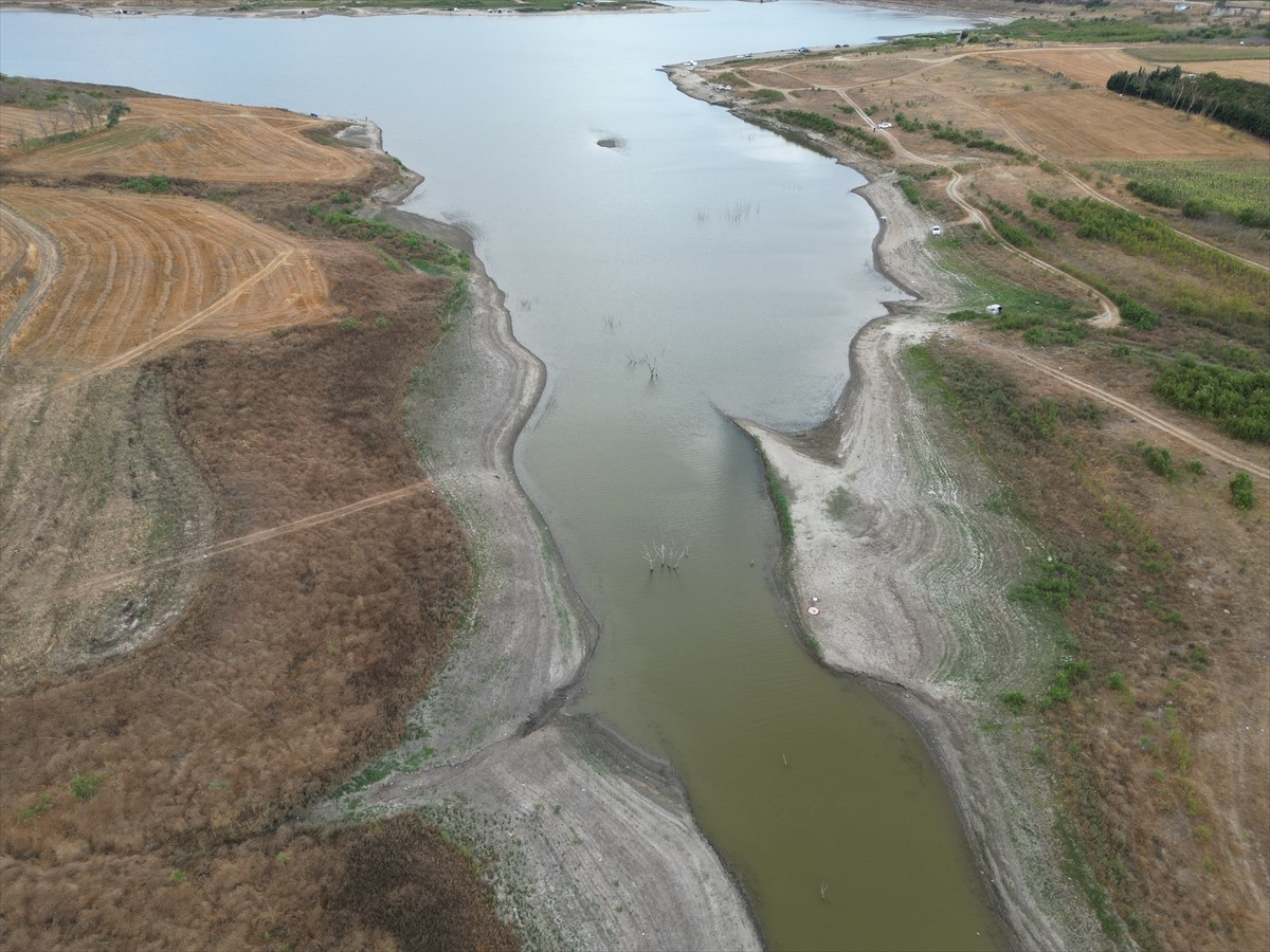 Tekirdağ'ın Marmaraereğlisi ilçesindeki sulama için kullanılan ve ilçedeki bazı mahallere içme...