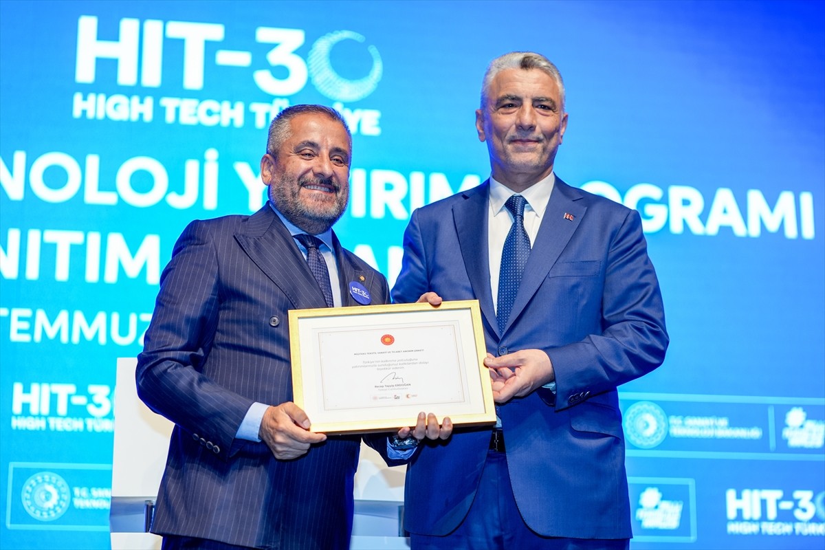 Ticaret Bakanı Ömer Bolat, "HIT-30 Yüksek Teknoloji Teşvik Programı" Tanıtım Toplantısı'na...