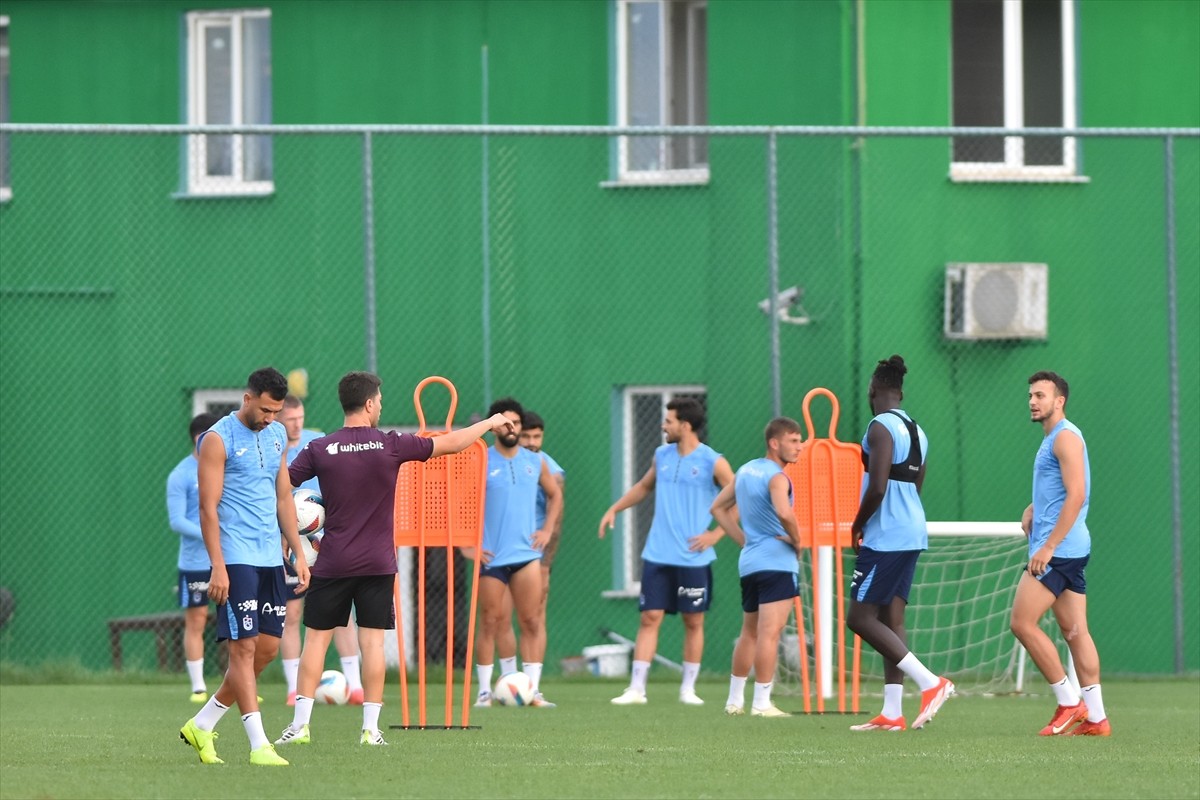 Trabzonspor, UEFA Avrupa Ligi 2. eleme turu rövanş müsabakasında yarın sahasında Slovakya'nın...