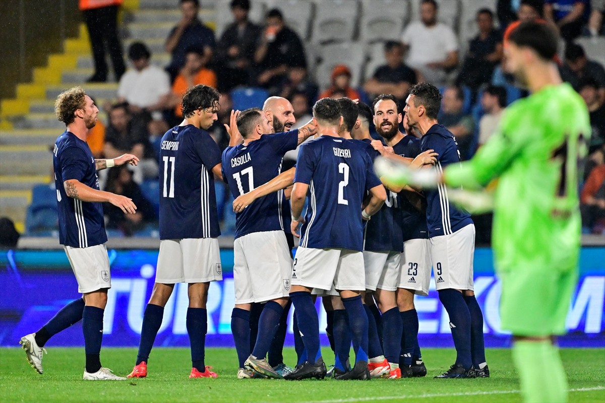 UEFA Avrupa Konferans Ligi 2. eleme turunda RAMS Başakşehir ile San Marino ekibi La Fiorita...