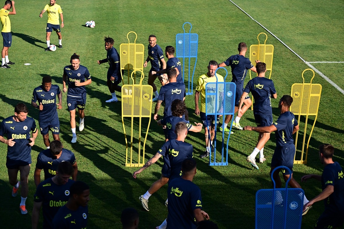 UEFA Şampiyonlar Ligi 2. eleme turu rövanşında yarın İsviçre'nin Lugano ekibini konuk edecek...