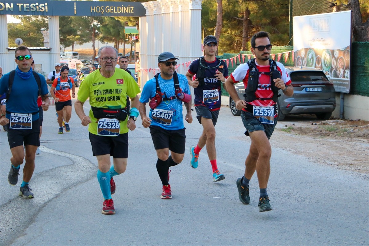 Uşak'ın Ulubey ilçesindeki dünyanın en büyük kanyonları arasında yer alan Ulubey Kanyonu'nda bu...