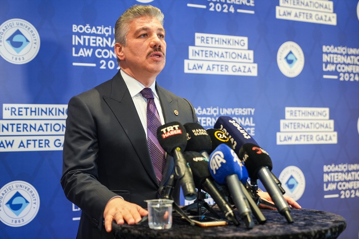 Anadolu Ajansının (AA) Global İletişim Ortağı olduğu, Boğaziçi Üniversitesi Hukuk Fakültesince...